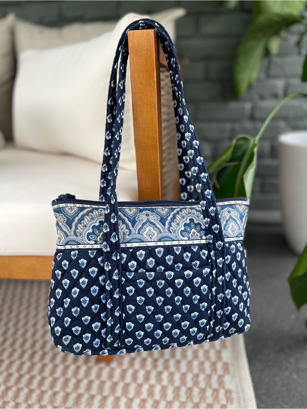Vera Bradley Nantucket Navy Betsy